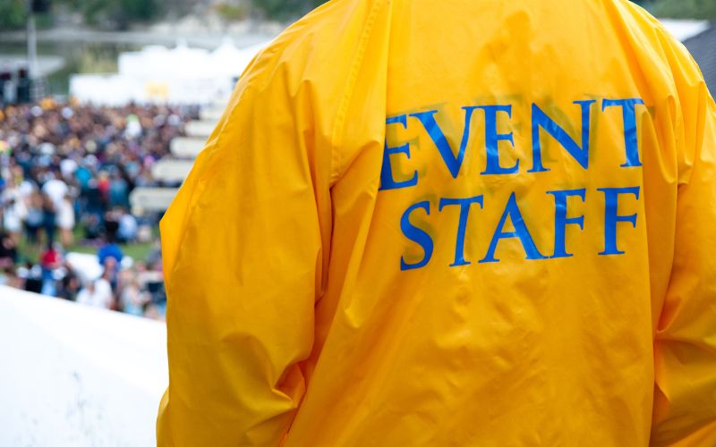 Làm event là gì?