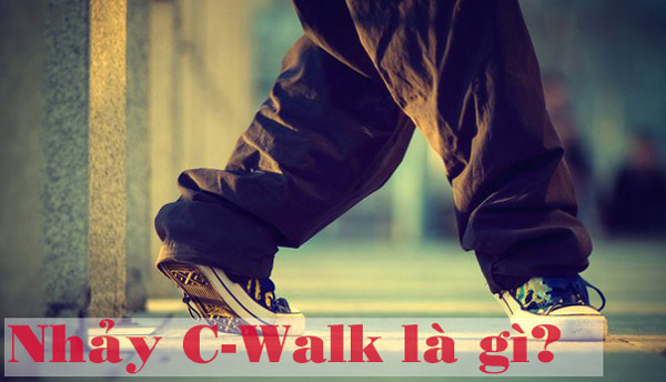 C walk là viết tắt của từ Crowd Walk (có nghĩa là “Bước đi của đám đông”)