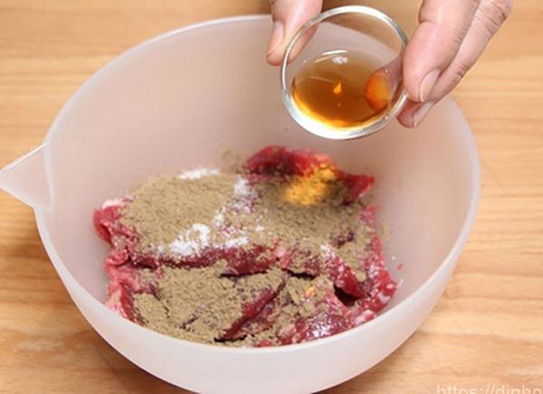 uop-thit-bo Học cách làm bò khô “vị chuẩn không cần chỉnh” ngay tại nhà