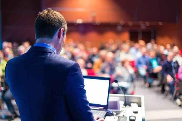 Event của khách hàng là các buổi họp báo, tri ân, giới thiệu sản phẩm,… Đây được xem như một hoạt động marketing của doanh nghiệp