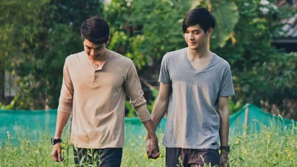 Thường thì một đứa trẻ khi mà sự vắng mặt của ba hoặc mẹ sẽ dễ dẫn tới cảm giác bị thấp kém hoặc chúng có suy nghĩ bị bỏ rơi so với các bạn bè cùng trang lứa, khi đó chúng sẽ tìm tới những người bạn cùng giới để chia sẻ