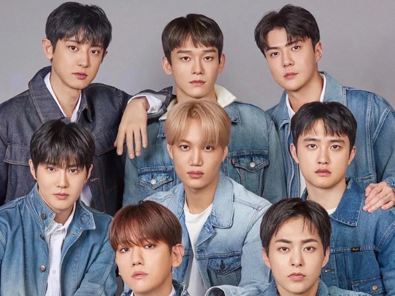 EXO là một nhóm nhạc Gen 3 của Kpop