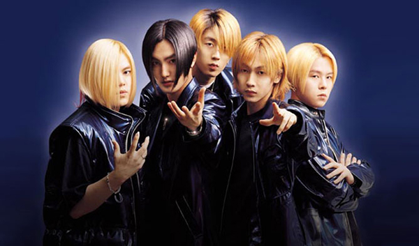 H.O.T (High-five of Teenagers) là nhóm nhạc được ra mắt vào năm 1996 dưới sự quản lý của SM Entertainment với 5 thành viên