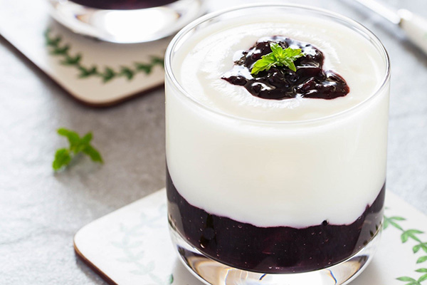 Sữa chua nếp cẩm là gì?