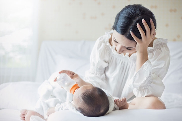 Mẹ mắc các bệnh liên quan đến tuyến vú gây mất sữa