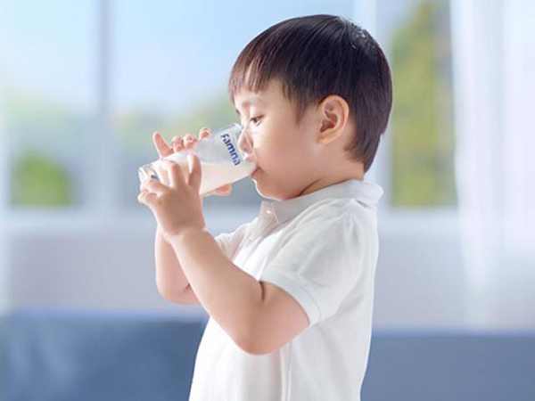 Sử dụng sữa chua uống giúp bạn tăng cường đề kháng