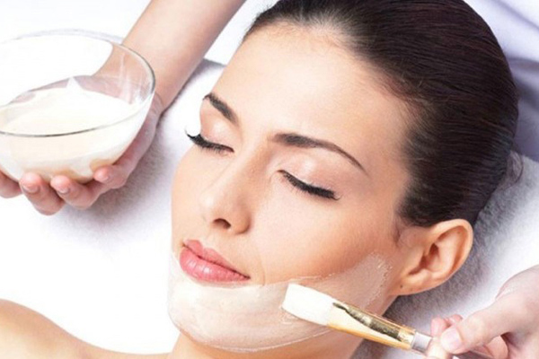 Trong sữa tươi thanh trùng còn có nhiều thành phần chống oxy hóa, làm giảm quá trình lão hóa của da