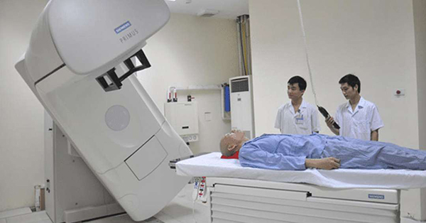 Xạ trị có thể tiêu diệt được những tế bào ung thư nằm sâu bên trong