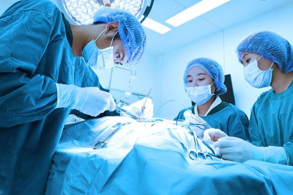 Bạn có thể điều trị ung thư dạ dày di căn bằng phẫu thuật