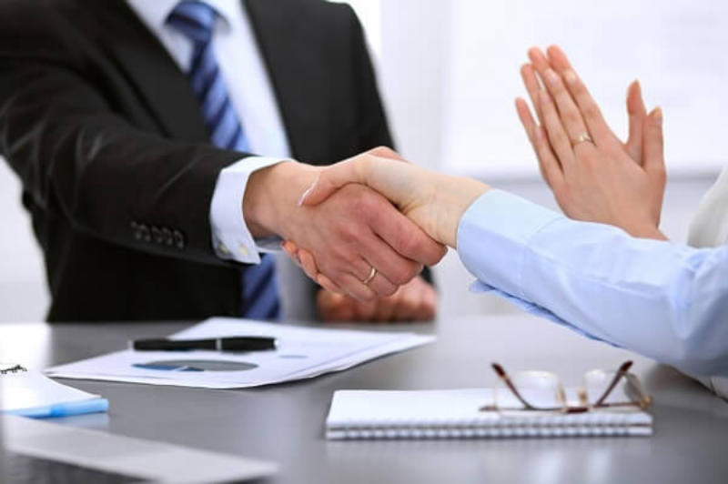 Xin tại Đại sứ quán/ Lãnh sự quán Việt Nam ở nước ngoài
