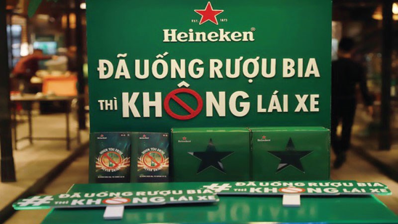 Nhạy cảm đối với các vấn đề xã hội tại địa phương kinh doanh