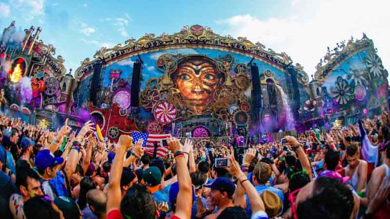 Tomorrowland - Một trong những bữa tiệc Rave hoành tráng bậc nhất