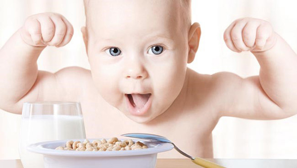 Cấu tạo dinh dưỡng của sữa non có tính hợp nhất với thận và hệ tiêu hoá của trẻ sơ sinh