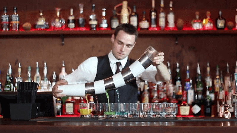Công việc của một Bartender