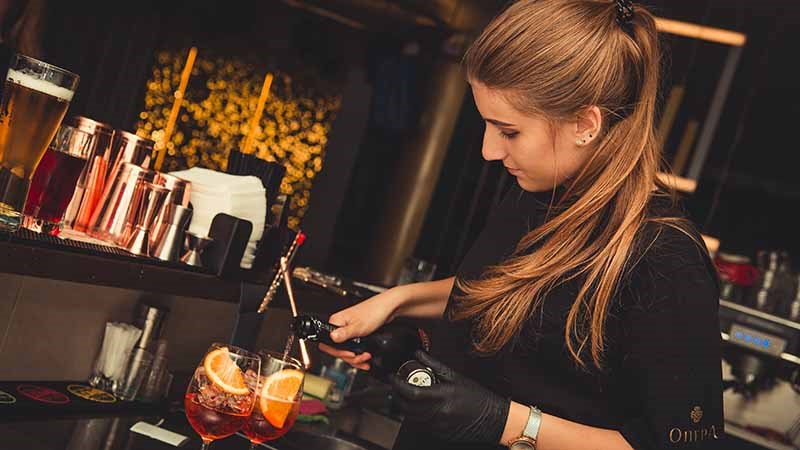 Điều kiện để trở thành một Bartender chuyên nghiệp
