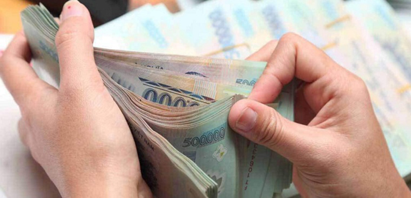 Giải ngân vốn cho vay bằng tiền mặt