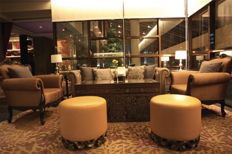 Boudoir lounge