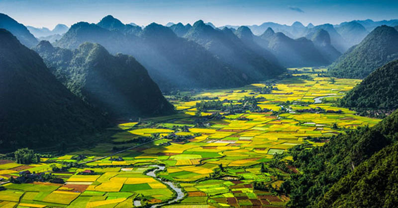 Tâm trạng bịn rịn của người ra đi với người Việt Bắc