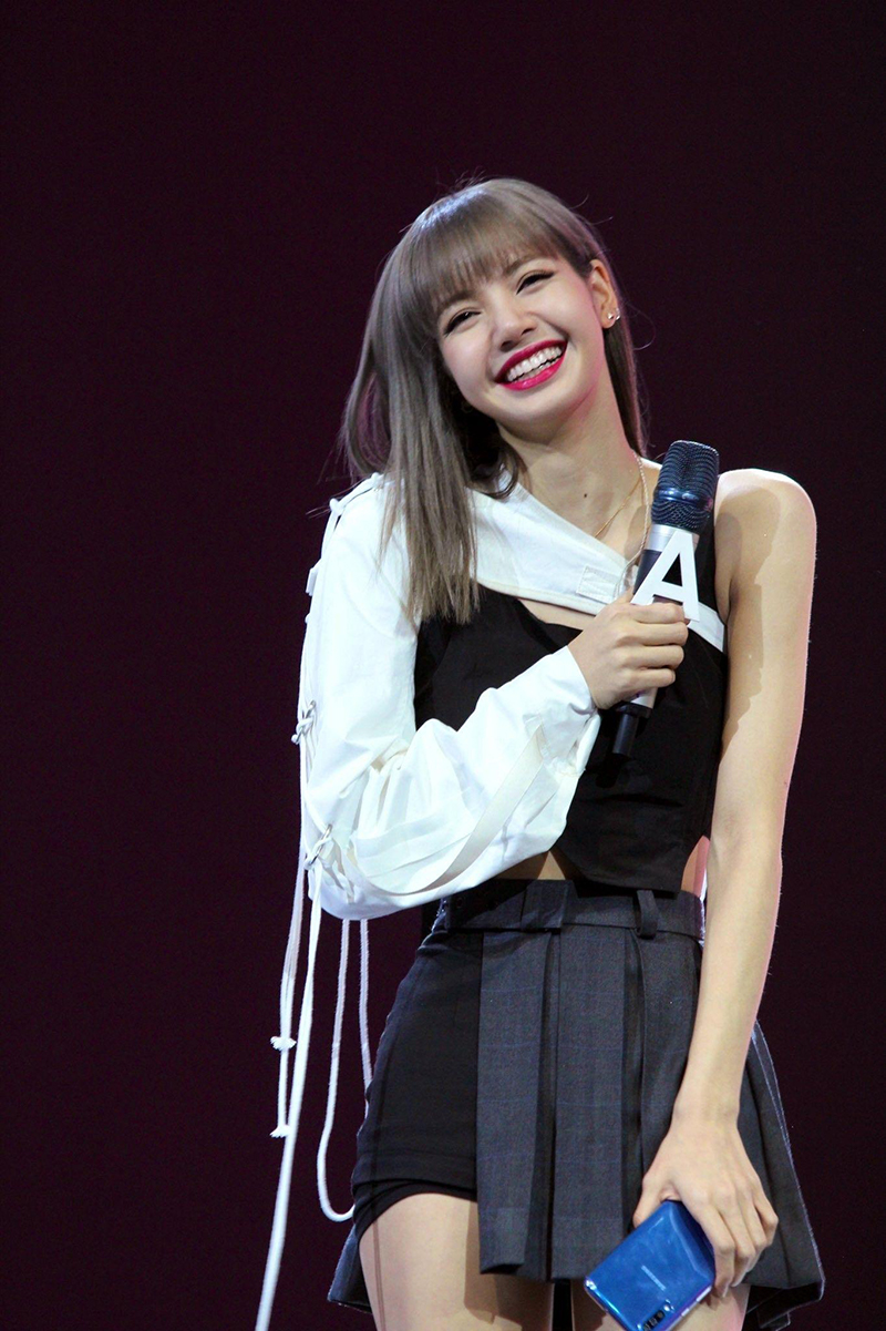 Lisa là Rapper của BLACKPINK sở hữu chất giọng cực chất