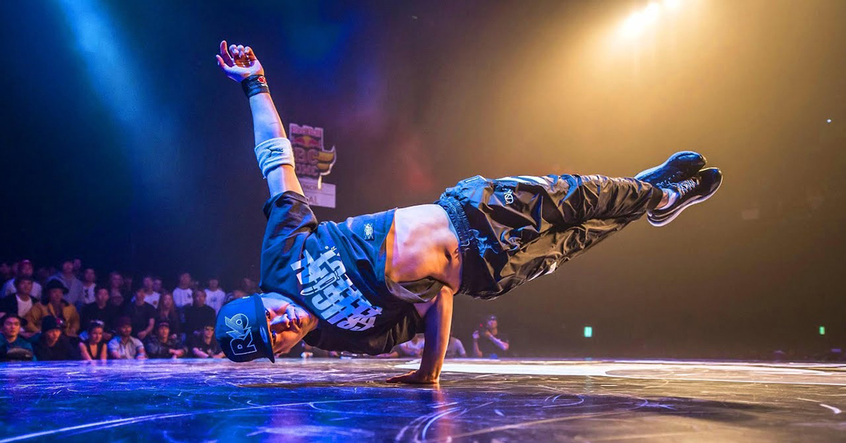 Bboy là gì? Bgirl là gì? Breakdance và những bước nhảy cơ bản