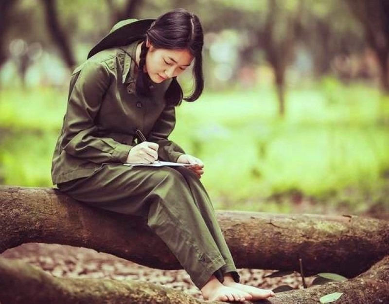 Cảm nhận nhân vật Phương Định qua hoàn cảnh sống và chiến đấu