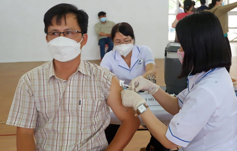 Các cơ sở khám bệnh, chữa bệnh công lập, ngoài công lập, cơ sở kinh doanh được, mỹ phẩm, vật tư