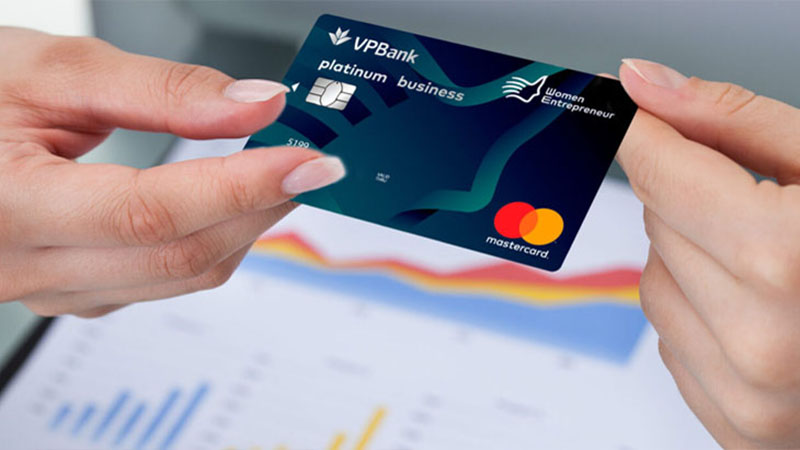 Những lưu ý khi dùng thẻ tín dụng và thanh toán dư nợ thẻ