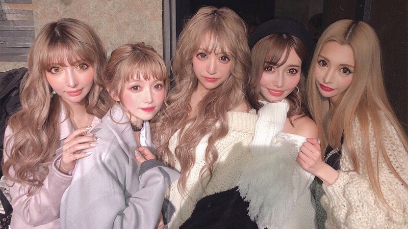 Gyaru là phong cách được ưa chuộng tại Nhật Bản