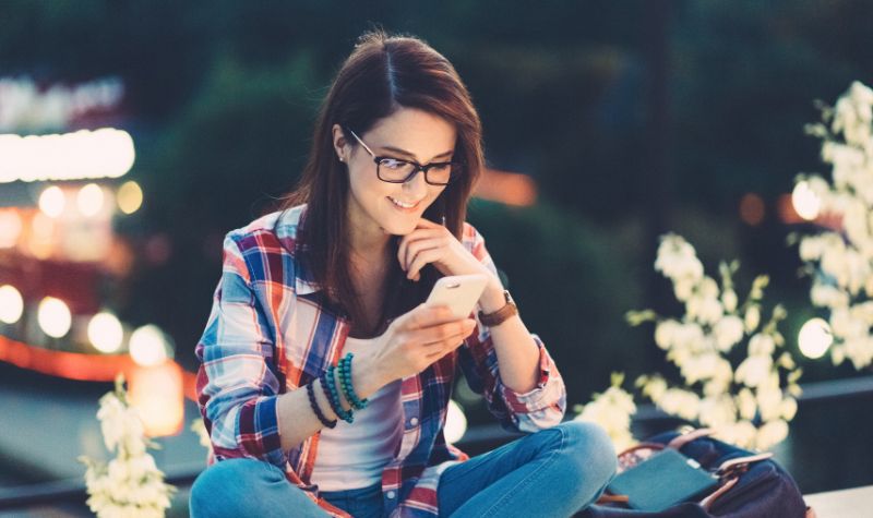 Thực trạng sống ảo hiện nay của giới trẻ