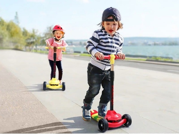 Scooter cho bé từ 5 tuổi trở lên
