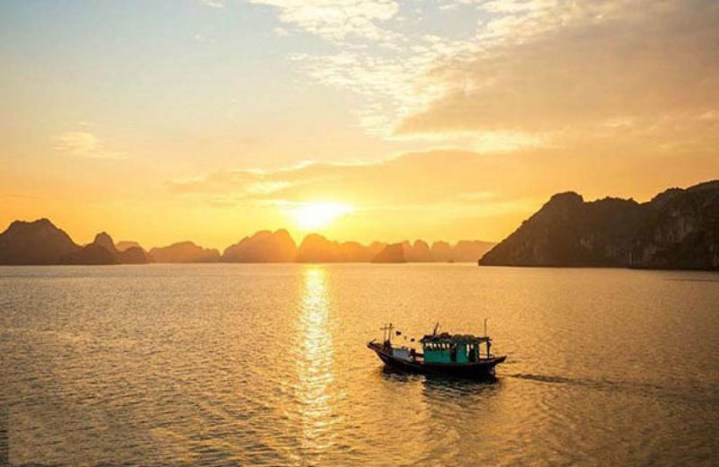 Tràng giang và nỗi buồn cụ thể hóa thành tình yêu nước