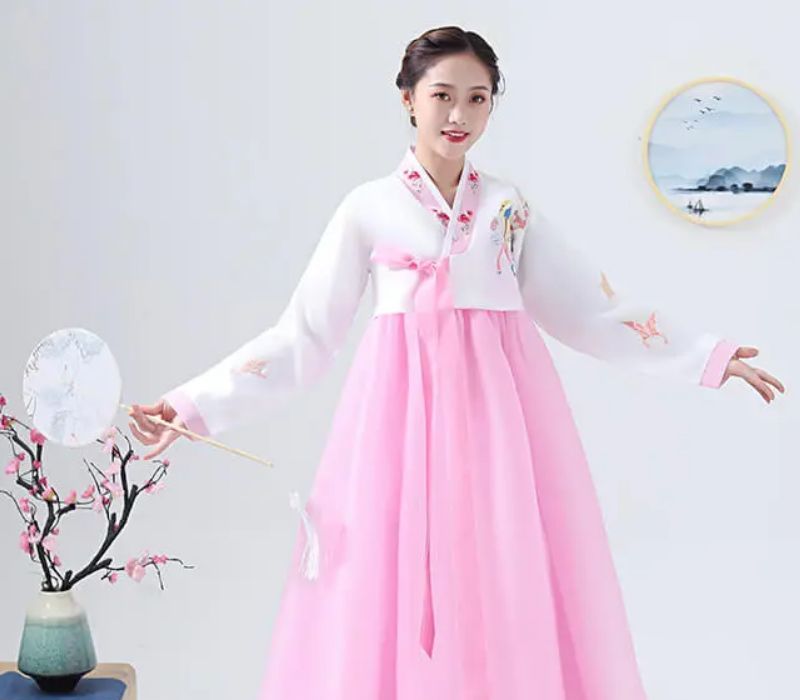 Hanbok nữ