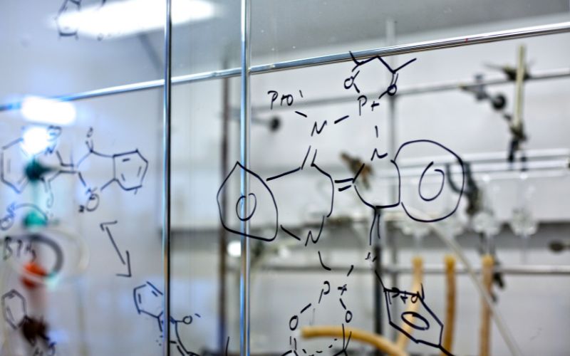 Hợp chất hữu cơ là những hợp chất hóa học chứa carbon