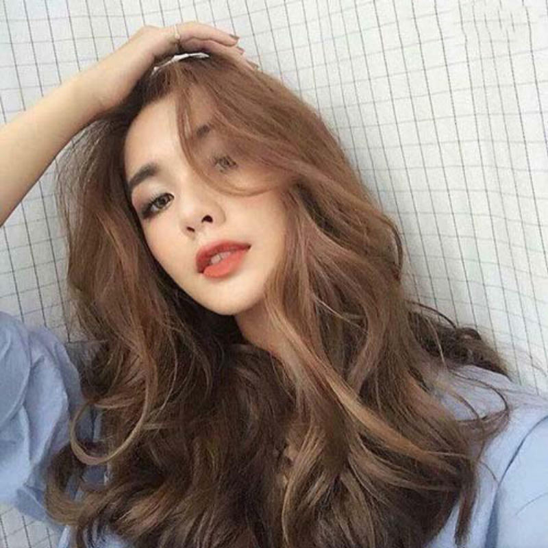 Tóc uốn gợn sóng ngang vai