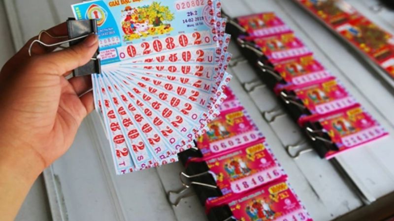 Hình ảnh vé số được bán tại các quầy