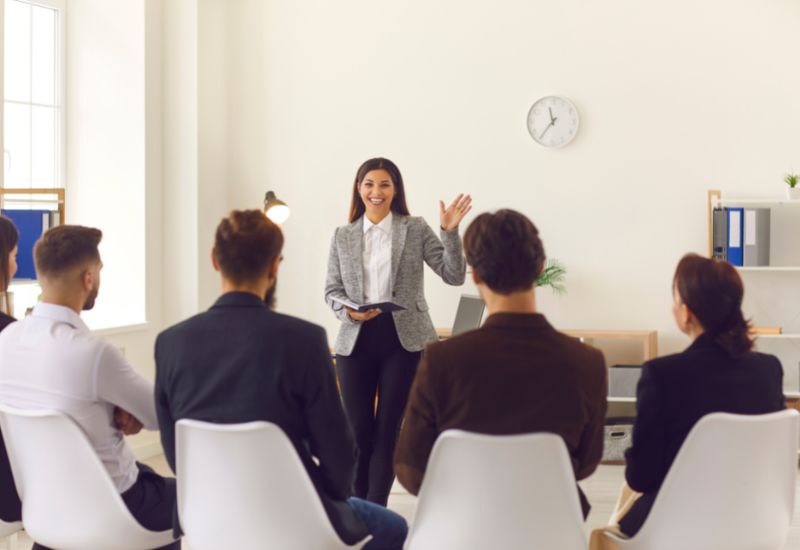 Rèn luyện tự tin trước đám đông