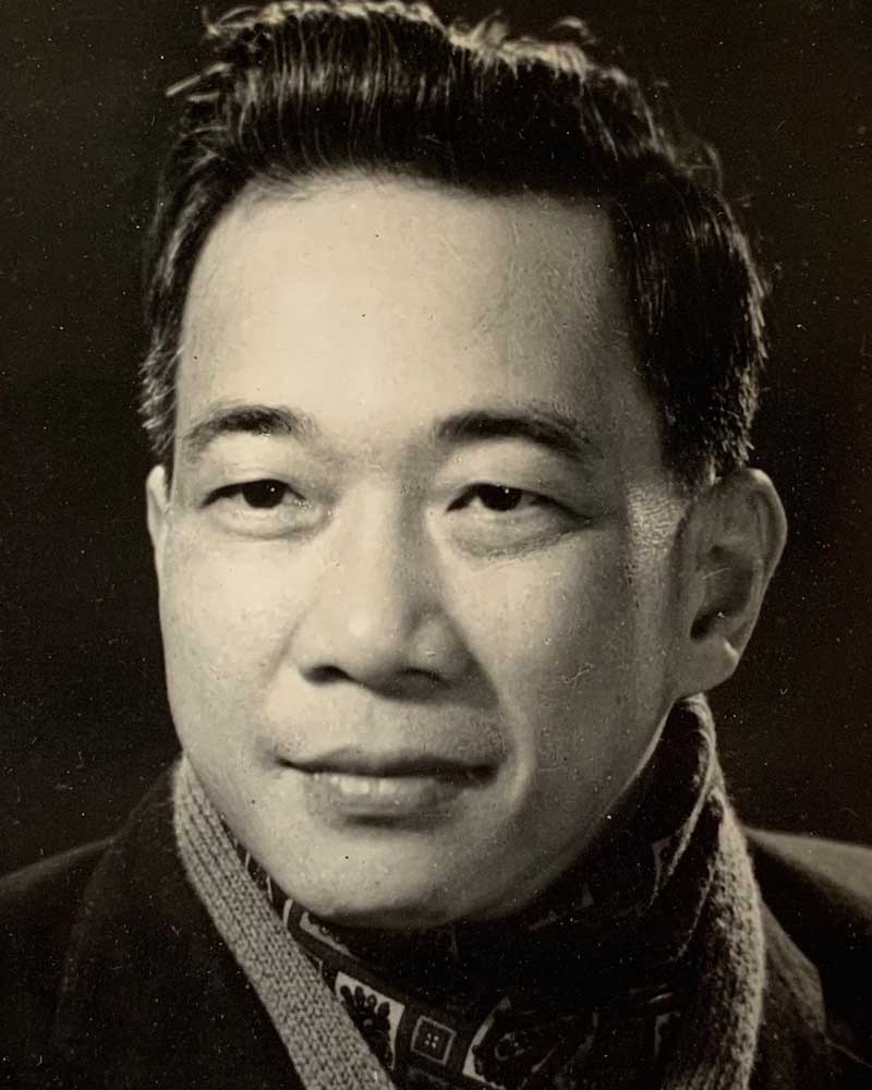 Chân dung nhà thơ Tố Hữu