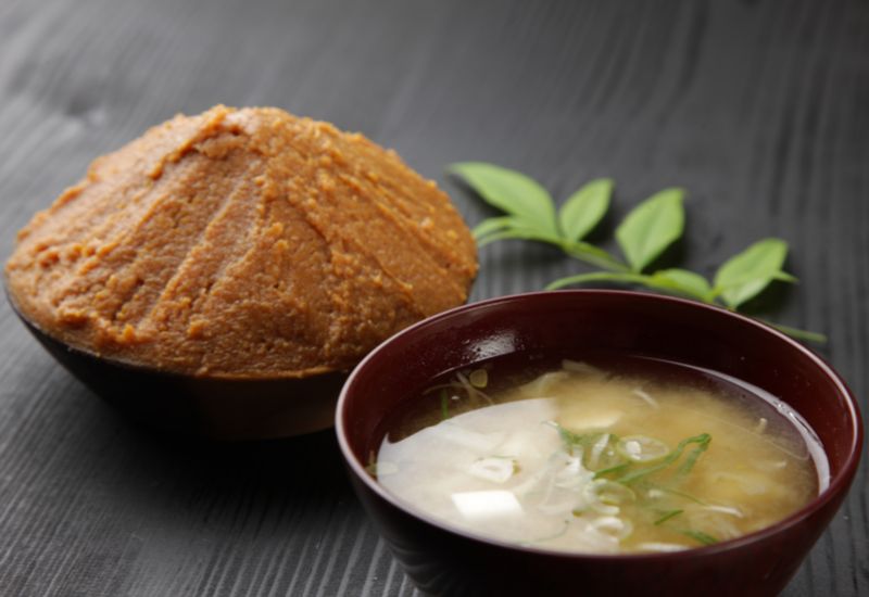 Súp rong biển Miso