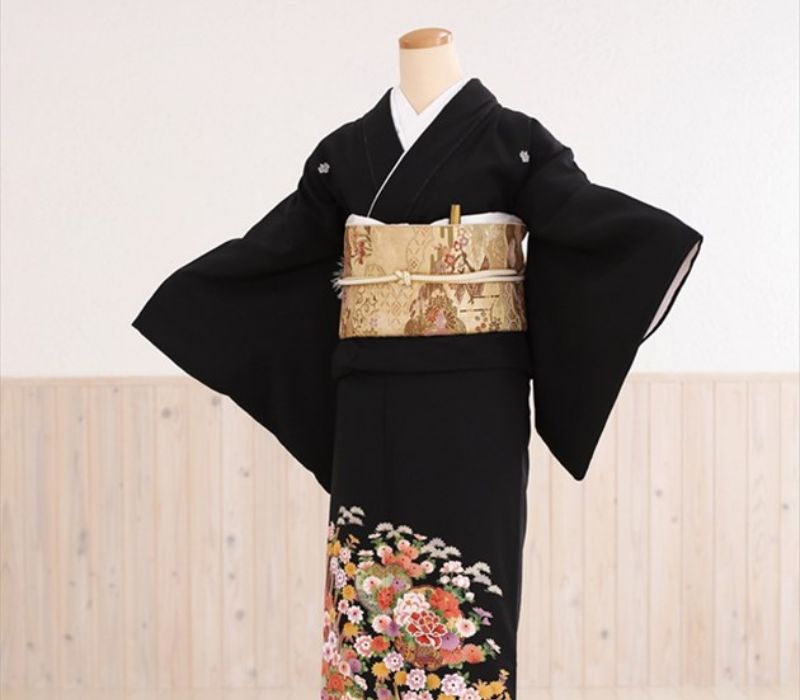 Tomesode Kimono