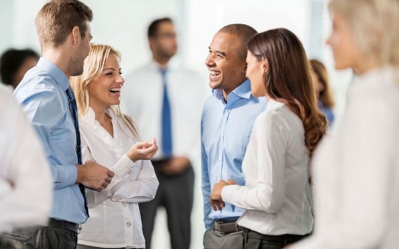 Cải thiện kỹ năng giao tiếp giữa các thành viên