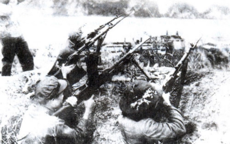 Từ tháng 3 đến tháng 10/1965