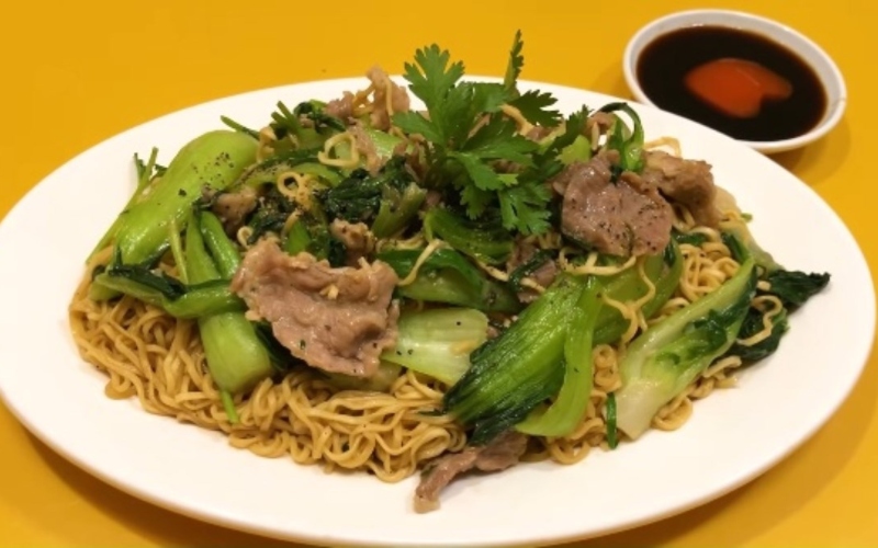 Mì xào bò