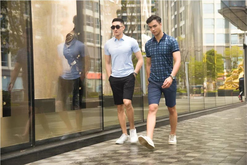 Áo polo nam mặc với quần short