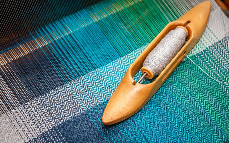 Phèn chua còn được ứng dụng trong ngành dệt