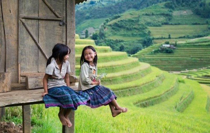 Du lịch sinh thái giúp phát triển cộng đồng dân cư tại đó Du lịch sinh thái giúp phát triển cộng đồng dân cư tại đó