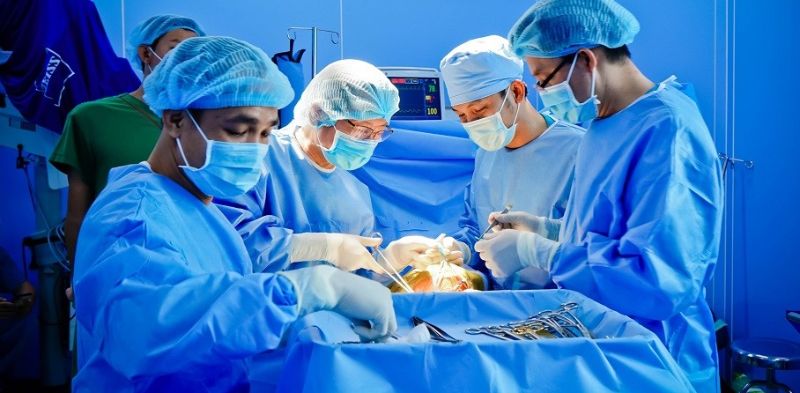 Mổ bắc cầu mạc vành kịp thời có thể cứu bệnh nhân từ tay "tử thần" Mổ bắc cầu mạc vành kịp thời có thể cứu bệnh nhân từ tay "tử thần"