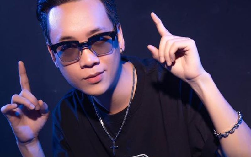 JustaTee là “gã nghệ chẳng giống ai”