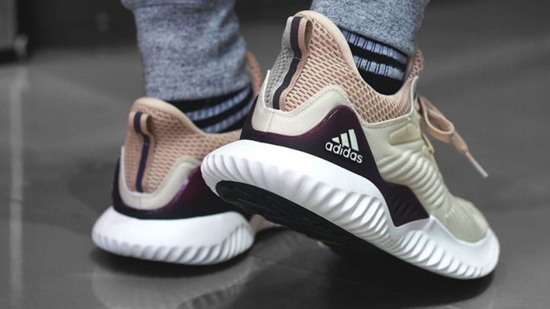 Chính sách mua hàng và bảo hành khi mua quần áo thể thao Adidas tại AVA Sport