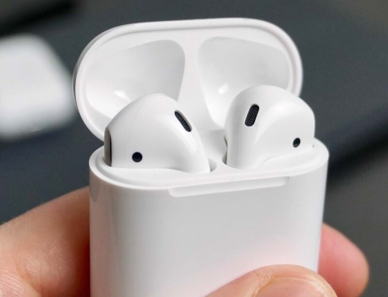 AirPods