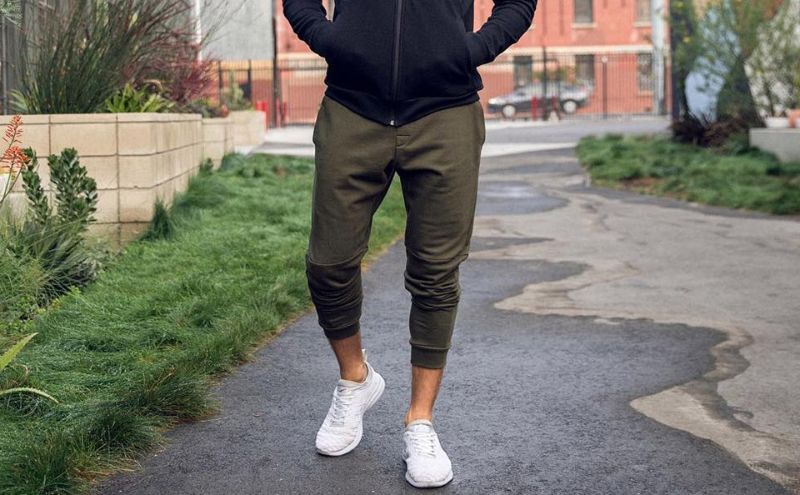 Bạn có thể dễ dàng sở hữu một chiếc quần Jogger với giá tiền khá thấp Bạn có thể dễ dàng sở hữu một chiếc quần Jogger với giá tiền khá thấp